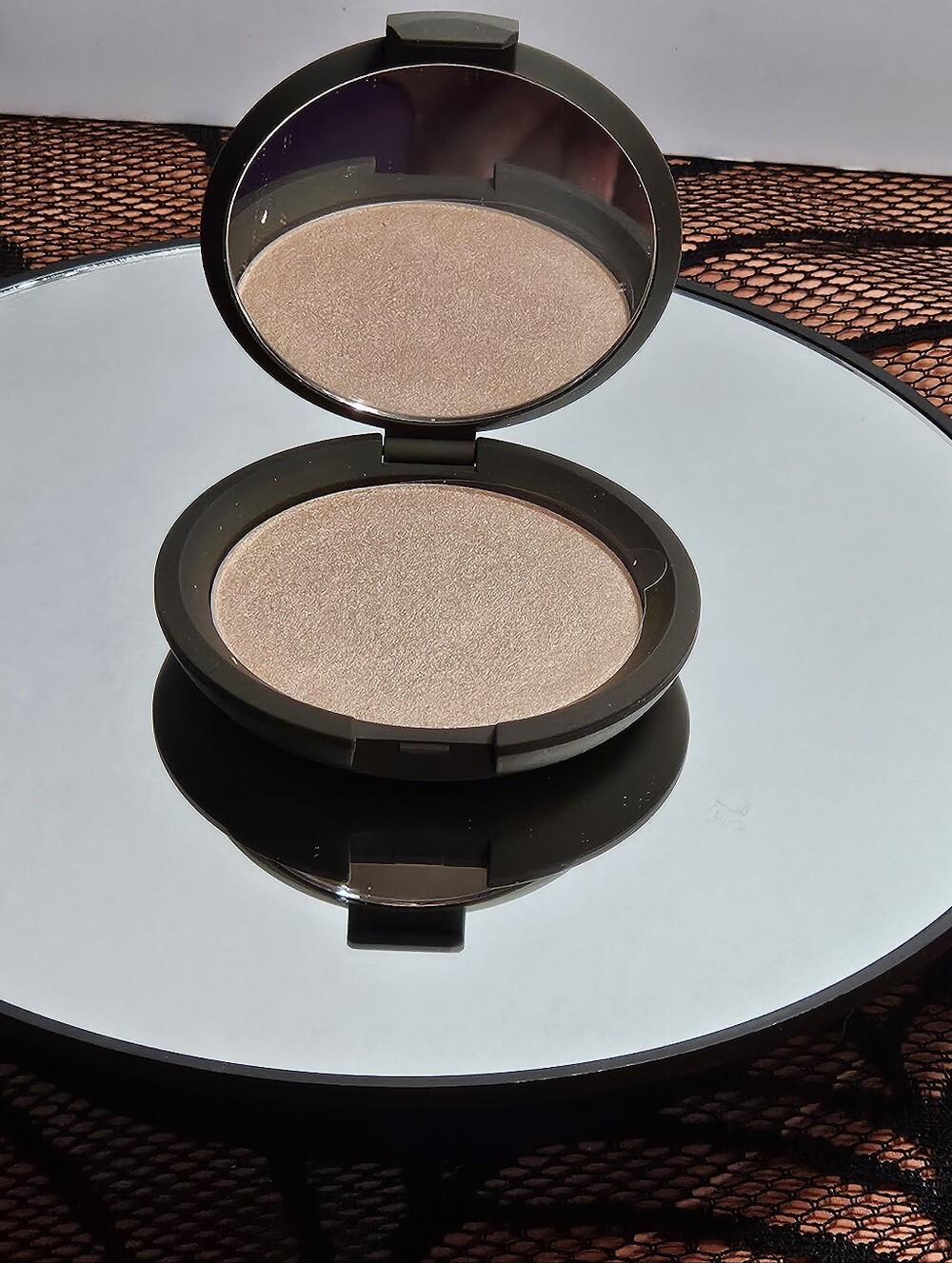 Smashbox BECCA Shimmering Skin Perfector Pressed In Rose Quartz NIB - Picture 4 of 5